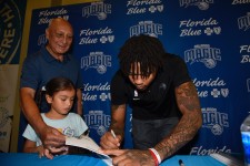 Magic's Markelle Fultz Meets Fans at Florida Blue Location