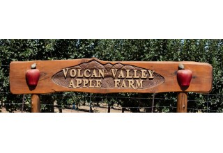 VOLCAN VALLEY APPLE FARM