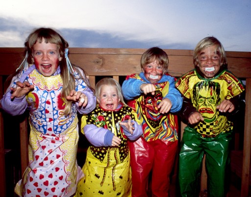 Digital Photos Show the Evolution of Halloween Costumes