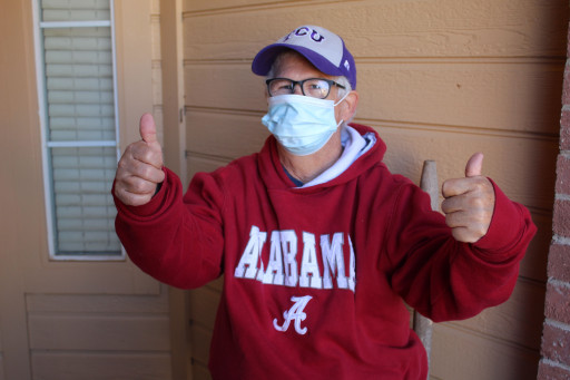 VOA Texas Staff Member Helps Residents Escape Severe Winter Weather