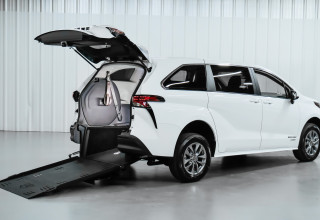 Wheelchair-Accessible 2021 Toyota Sienna Hybrid Conversion