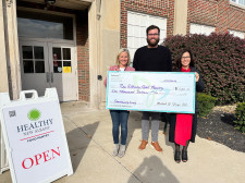 Pathways Credit Union fights food insecurity in New Albany by donating to local food pantry