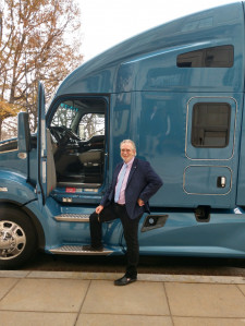 Jimmy Reddell receives keys to new Kenworth T680