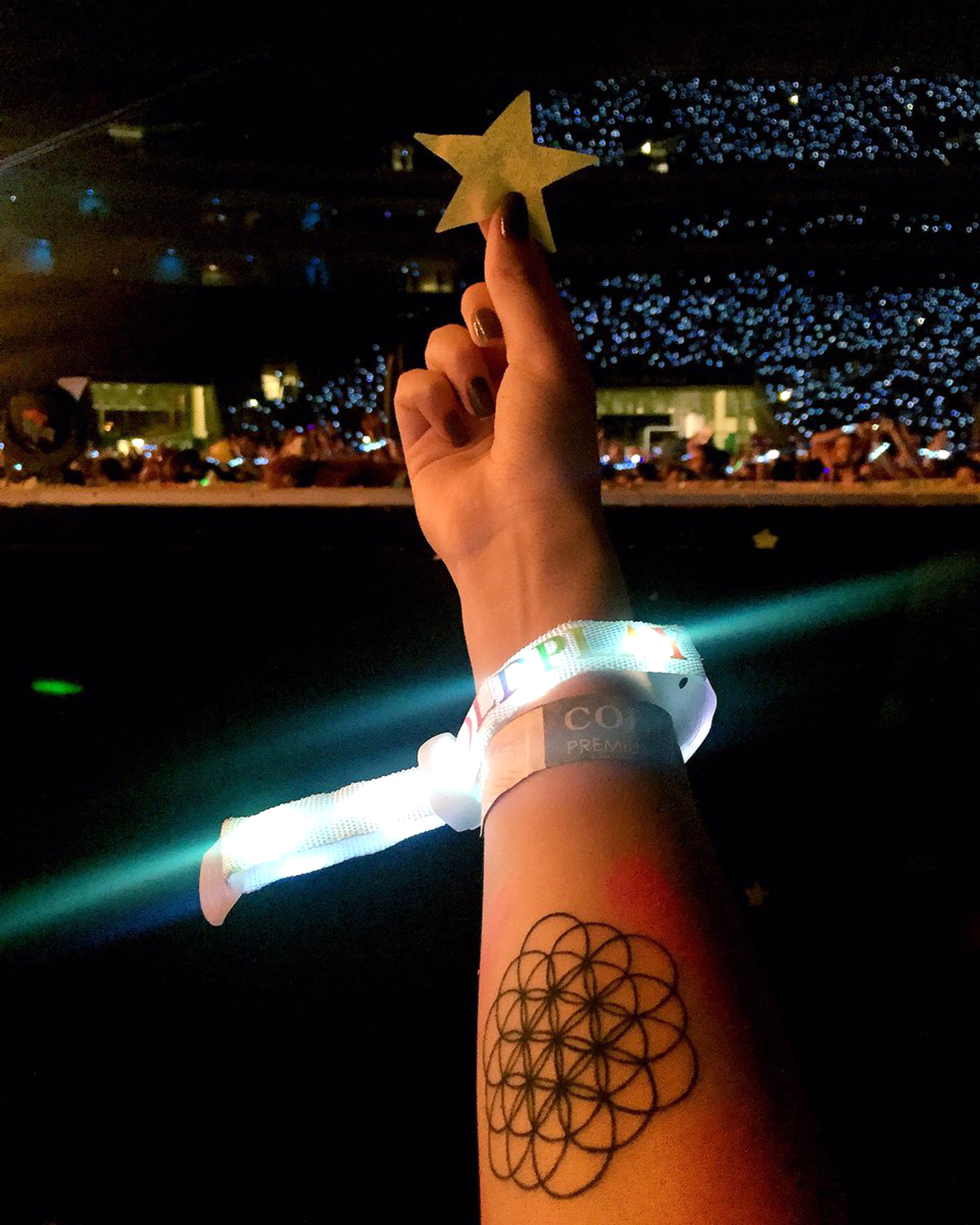 coldplay #xylobands #coldplayfilm #love ❤ | Coldplay concer… | Flickr