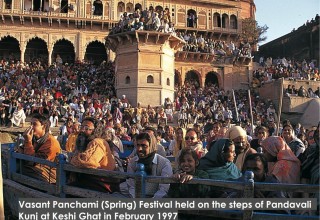 Festival at Kesi Ghat