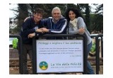 Proud volunteers of the Rome chapter of The Way to Happiness Foundation at the end of their cleanup project.