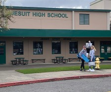 Jesuit High School Students Donate Homemade Masks to Avamere 