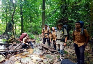 Patrol rangers from the Royal Belum National Park