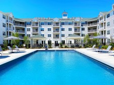 Harbor Heights Mystic Courtyard Pool