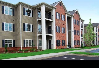 Grand Pointe Apartments Building Exterior