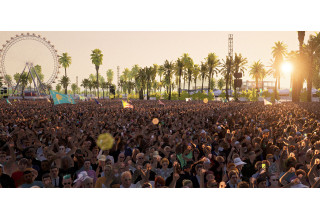 Virtual Crowd in Moshpit Festival