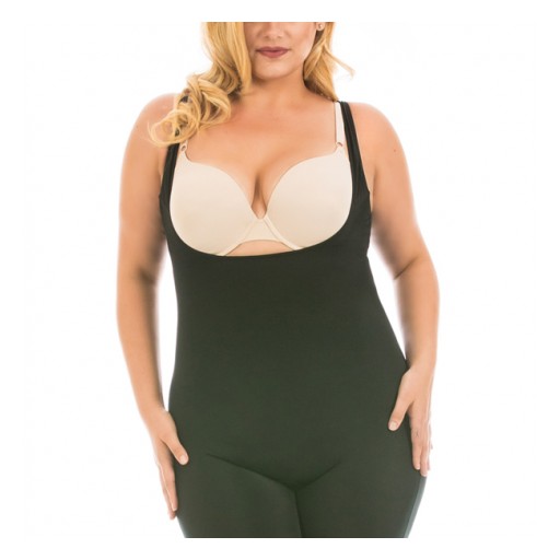 InstantFigure Launches Curvy Line With Sizes Up to 5 XL