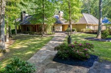 The Old Burris Home in Lincolnton, NC