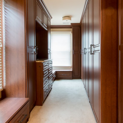 Creative Closets, Ltd. of Allentown, PA Was Awarded the 2016 Best of Houzz for Service.