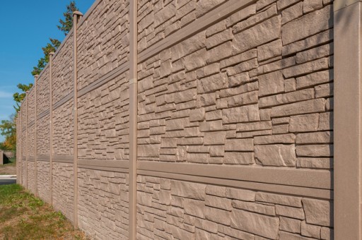 Fence Manufacturer Helps IDOT Reduce Noise Barrier Project Costs