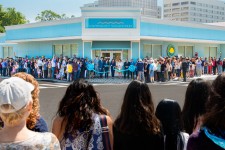 The Clearwater Community Volunteers Center staff and volunteers joined together in cutting the ribbon for the new center, located in Downtown Clearwater.