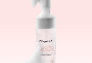 Macchiato Foaming Facial Scrubber by Callyssee