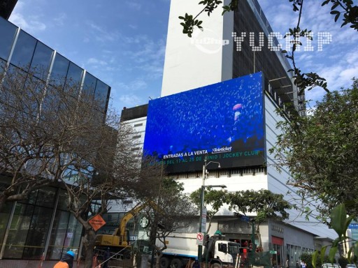 YUCHIP Launches New Design: 'Cold' LED Advertising Screen, Saving Up to 56% Energy Cost