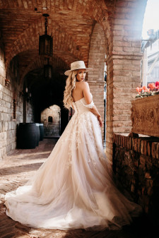 Stella York Style 7332