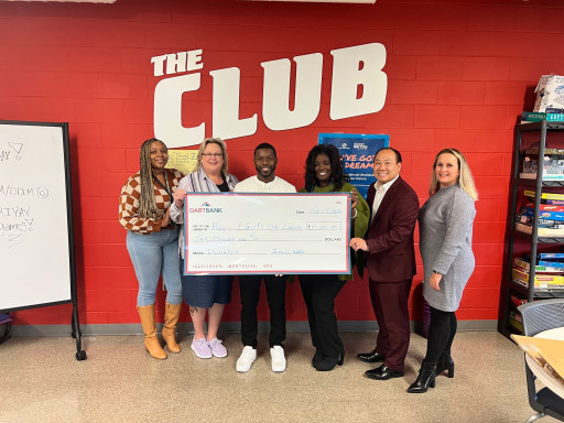 Michigan Influencer Donates $10,000 to Boys and Girls Club