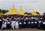 120 Christian ministers of the South African Vosrloorus Township received their certificates after completing all 19 Scientology Volunteer Ministers courses at a special graduation held by the Volunteer Ministers African Continental Cavalcade.