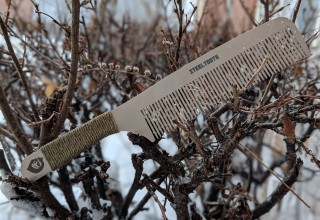 Steeltooth Comb with a cordage handle