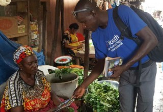 Human rights booklets handed out in the market