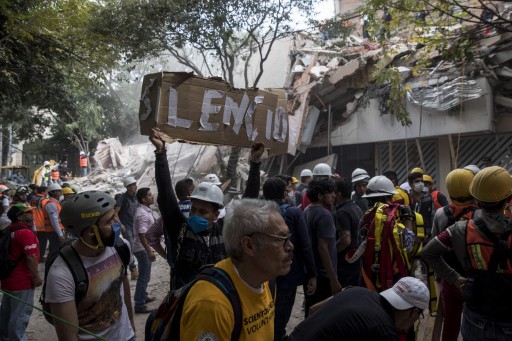 Mexico Earthquake: Little Girl Rescued From Her Collapsed School