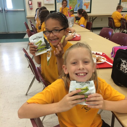 Harvest Snaps and Table for Two Reunite to Fight Obesity and Hunger With Students - Snappy Idea for Giving Back